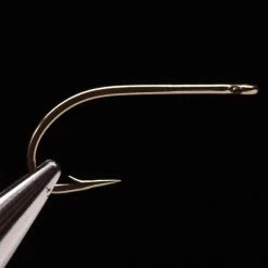 Daiichi 2450 - Short Shank Salmon Hook, Bronze Finish